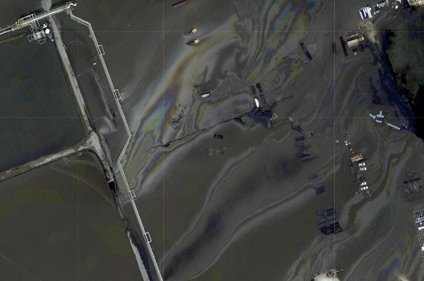 Oil slicks at the flooded Phillips 66 Alliance Refinery in Belle Chasse.jpeg